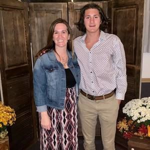 Meet your Posher, Tia